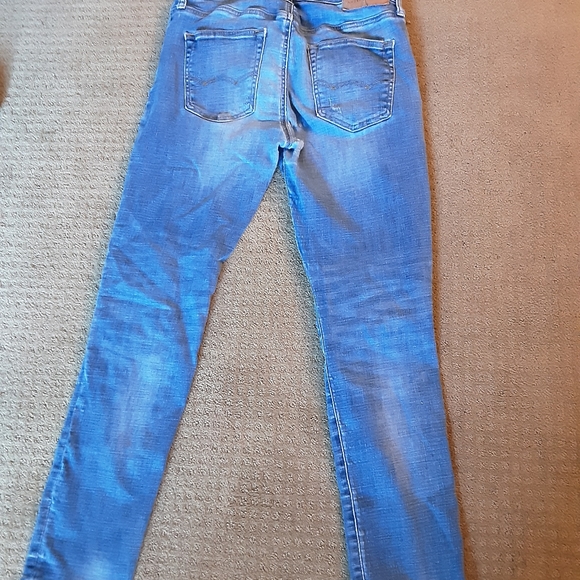 Womens AMERICAN EAGLE `faded distressed jeans - Picture 5 of 8